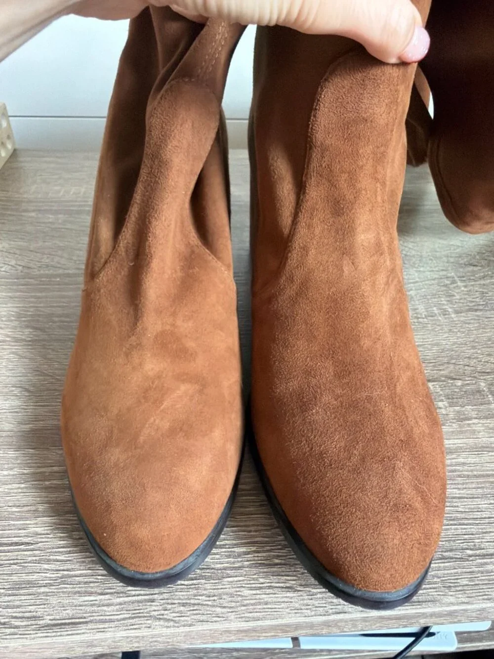 Stuart Weitzman New 8.5 Over the Knee Camel Suede Boots.